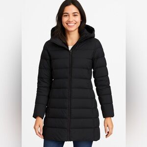 Uniqlo Women’s Black Hooded Puffer Coat – Size S, Water Repellent, Lightweight